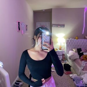 H&M cute cropped long sleeve